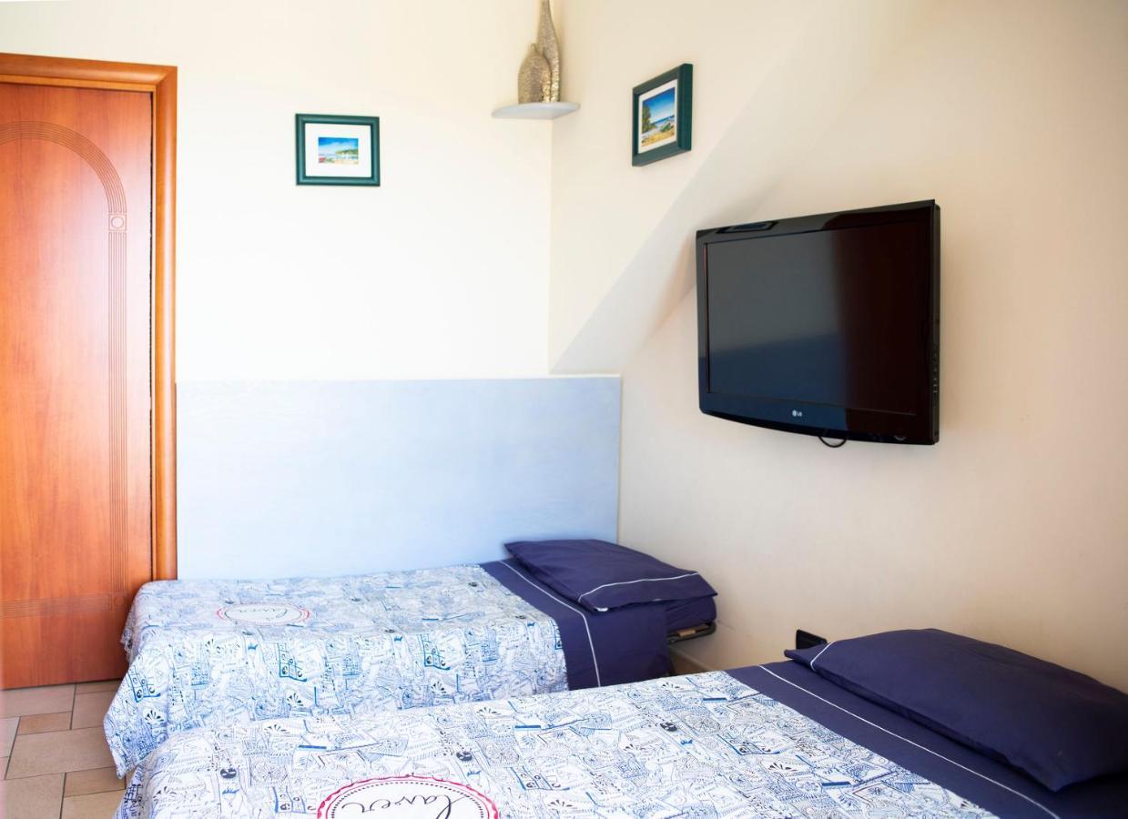 Hotel Il Fenicottero Quartu SantʼElena Exteriér fotografie